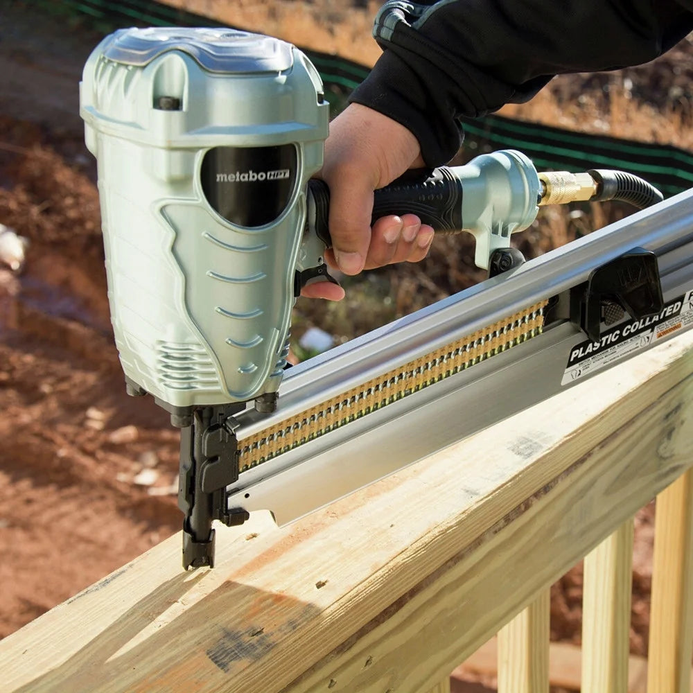 Metabo HPT Framing Nailer, Pro Preferred Brand of Pneumatic Nailers, 21 Degree Magazine, Accepts 2 - Inch to 3 - 1/2 - Inch Plastic Collated Nails, Ideal for Framing, Flooring, & Roof Decking, NR90AES1