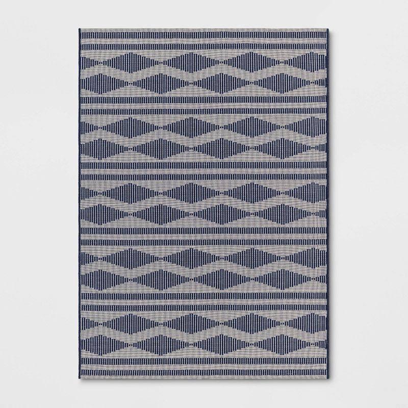5'x7' Tapestry Geo Outdoor Rug Navy - Threshold