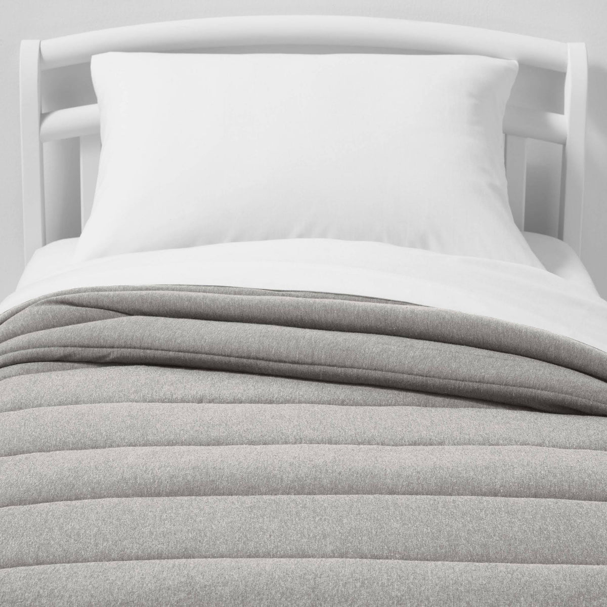 Toddler Channel Jersey Kids' Comforter Gray - Pillowfort