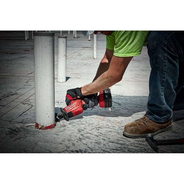 M18 FUEL 18V Lithium-Ion Brushless Cordless HACKZALL Reciprocating Saw Kit W/M18 Drywall Screw Gun
