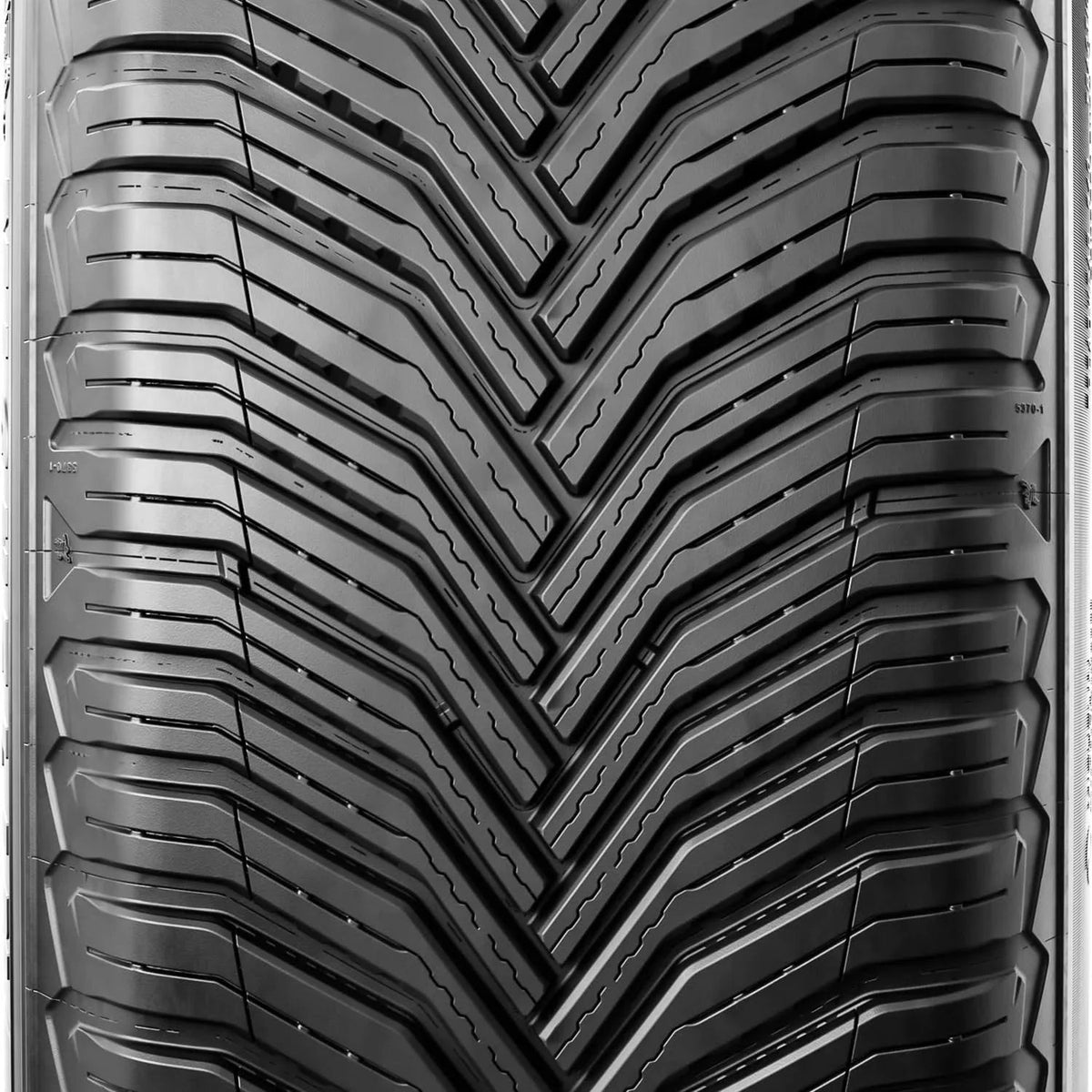 Michelin CrossClimate2 - 215/60R16 95V Tire - MadeInUSA