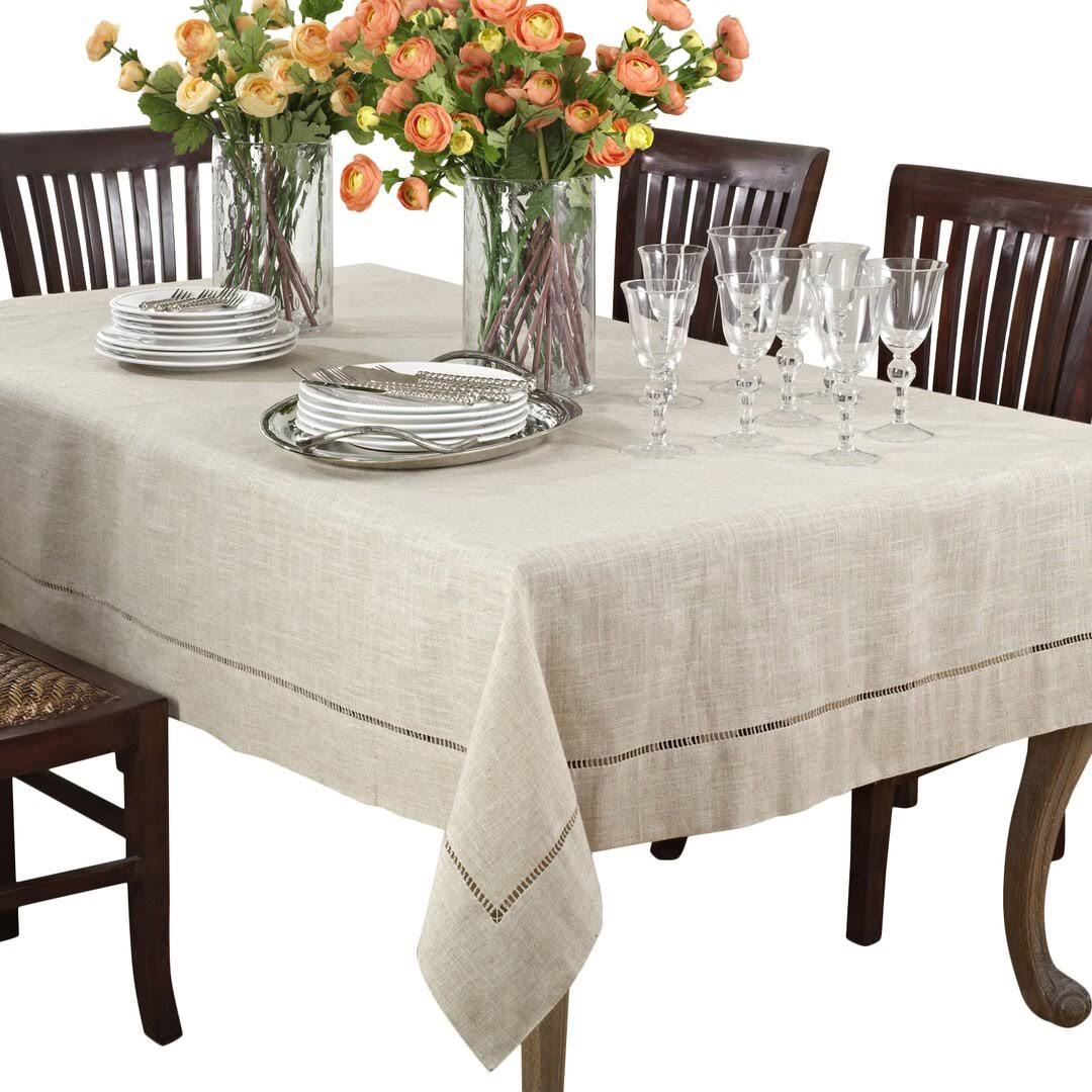 Cowen Solid Color Tablecloth Size: 104" L x 65" D