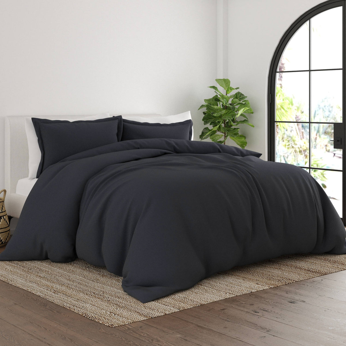 Merit Linens Ultra-Soft 3-Piece Duvet Cover Set, King/California King-Black