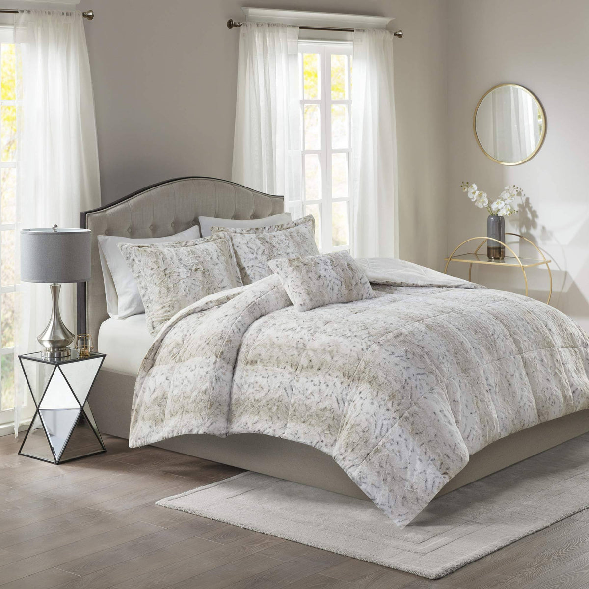 Madison Park - Zuri Faux Fur Comforter Set - Twin - Snow Leopard